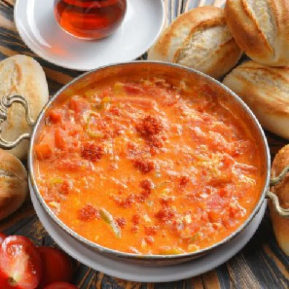 Kaşarlı Sucuklu Menemen